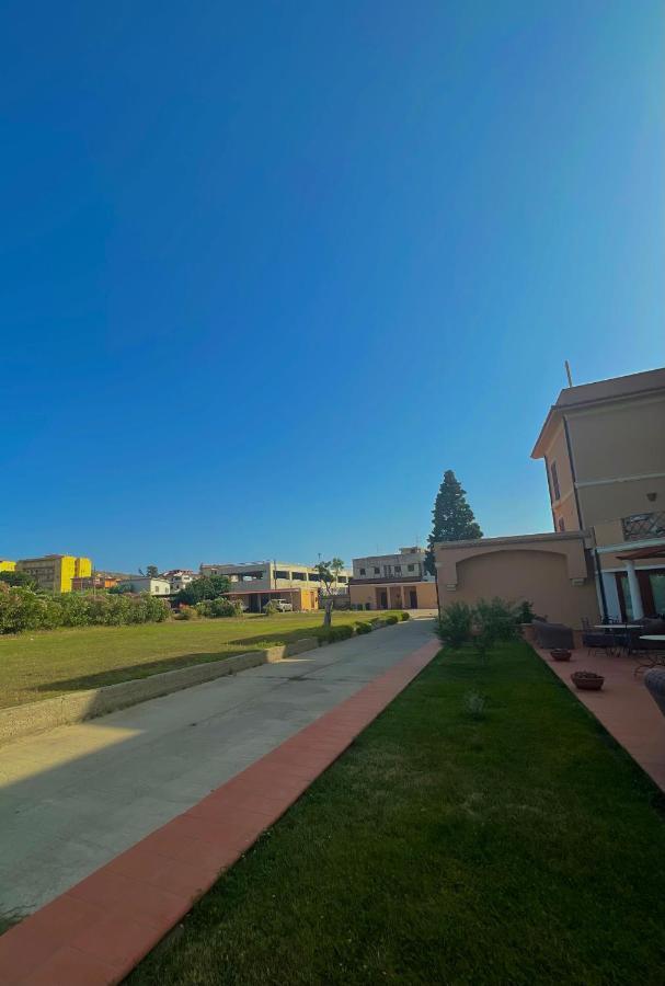Hotel La Lampara Reggio di Calabria Ngoại thất bức ảnh