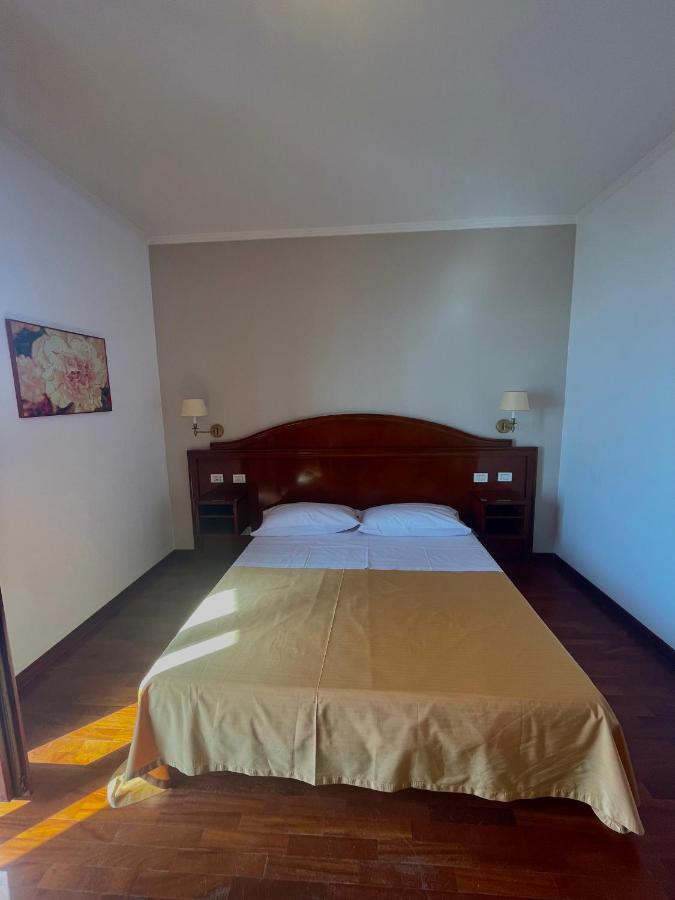 Hotel La Lampara Reggio di Calabria Ngoại thất bức ảnh