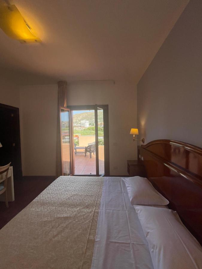 Hotel La Lampara Reggio di Calabria Ngoại thất bức ảnh