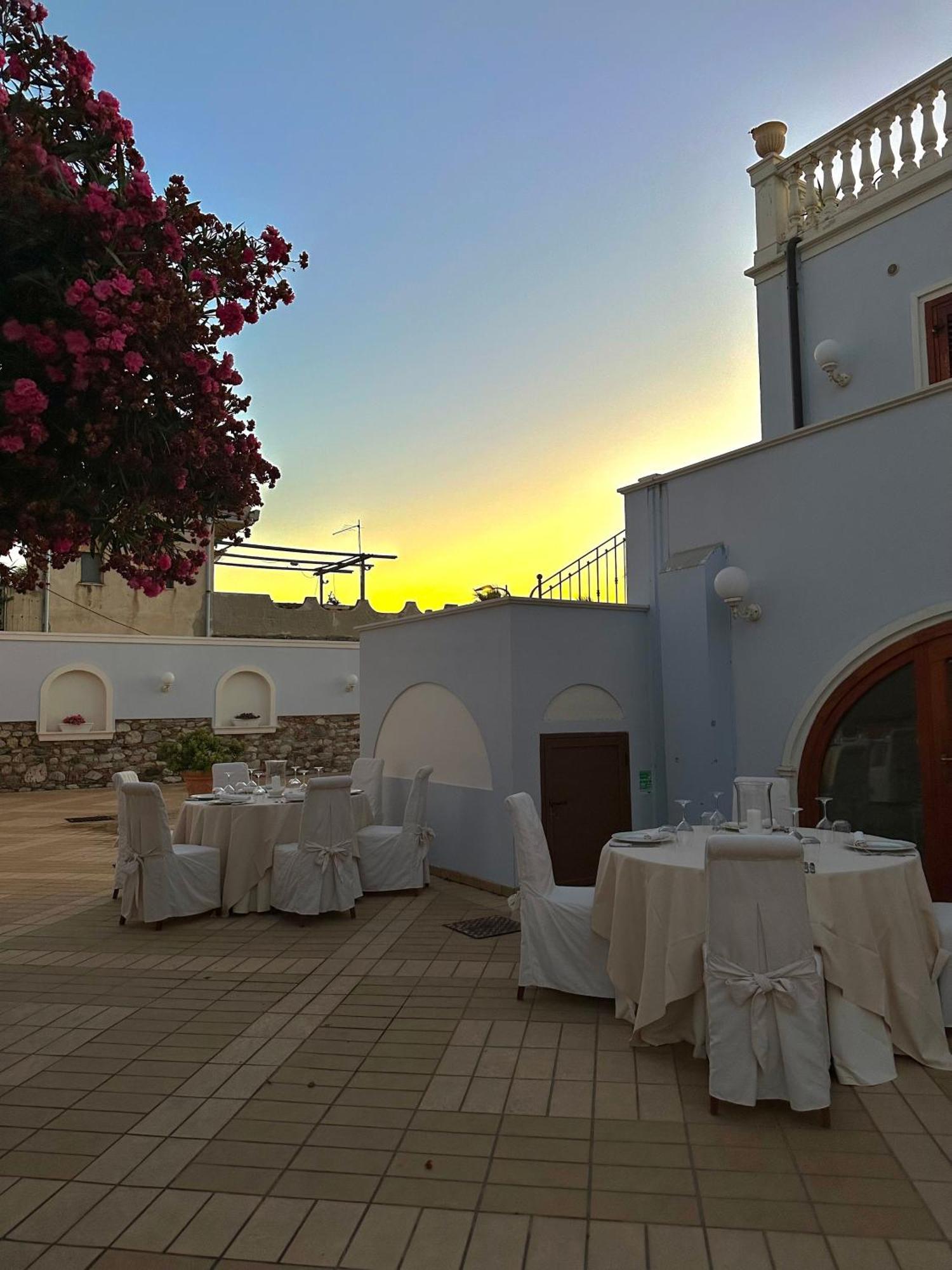 Hotel La Lampara Reggio di Calabria Ngoại thất bức ảnh